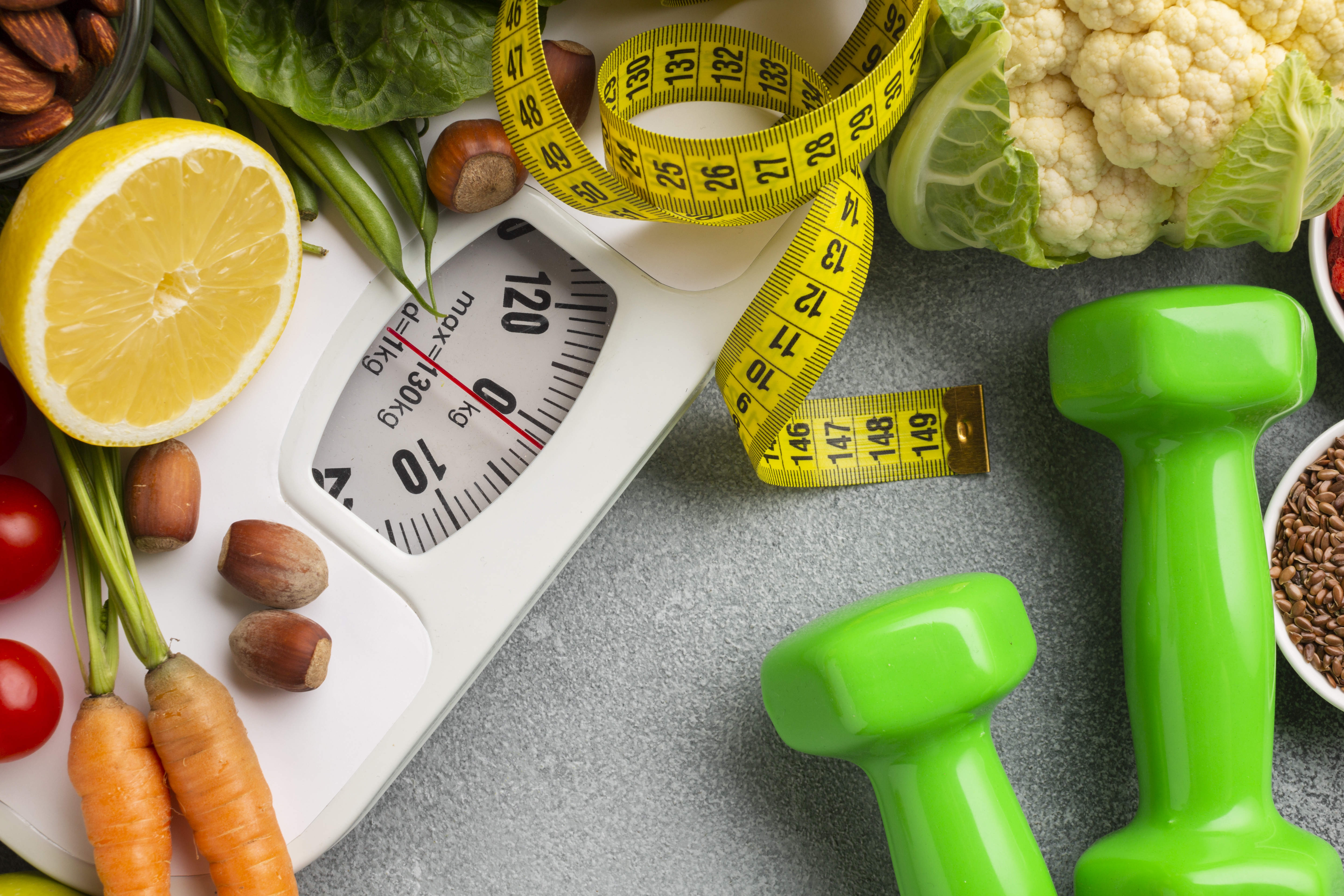How to Manage Your Weight During Weekends and Social Events